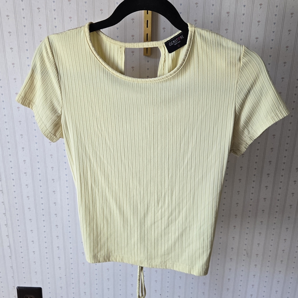 Gaze Soft Yellow Ribbed Short Sleeve Top